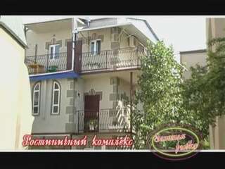 Гостиница Гостевой Дом Золотая Рыбка Саки Стандартный двухместный номер с 2 отдельными кроватями-7